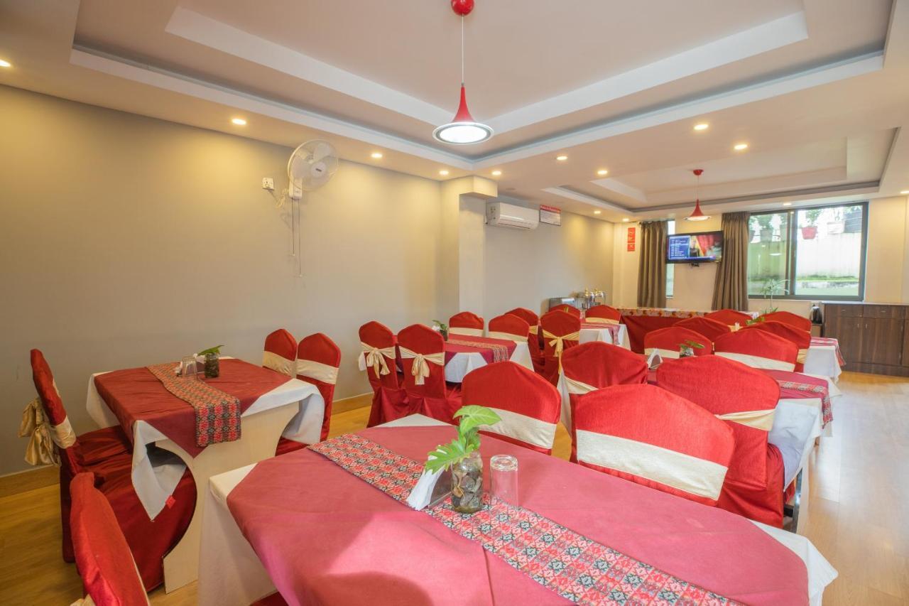 Oyo 123 Hotel Prince Plaza Kathmandu Bagian luar foto